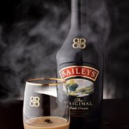 640px-Glass_of_Baileys.jpg
